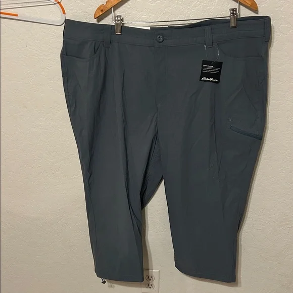 🐣Eddie Bauer  Graphite Rainier Capri Pants size 24 W NWT - Picture 5 of 10